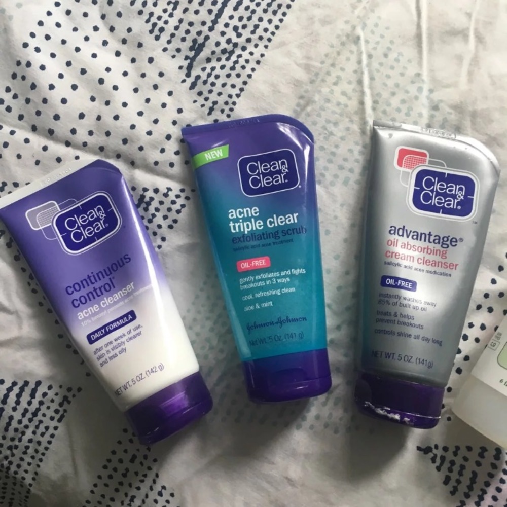 HUGE SKINCARE BUNDLE